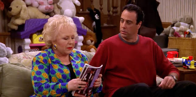 8:40 AM: Everybody Loves Raymond | Channel 4 | 12/8 2025