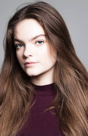 Diljá Valsdóttir as 