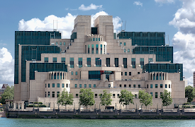 Brits Who Built the Modern World: The Power of the Past