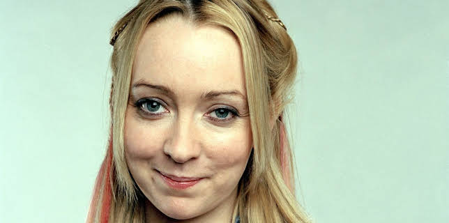 8:40 AM: My Family (S4 E13) (S4) | W | 2/22 2026