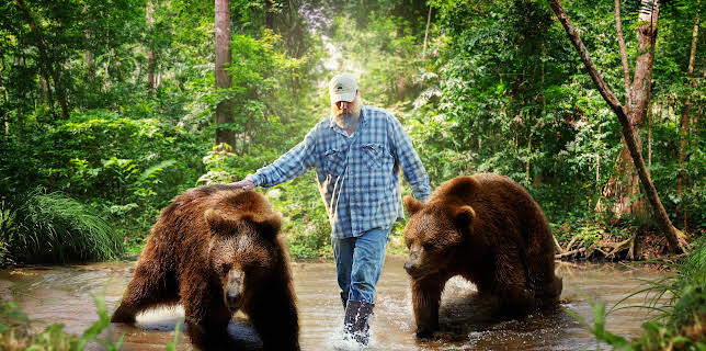 9:00 AM: Project Grizzly (S1 E1) (S1) | Animal Planet | 11/25 2025