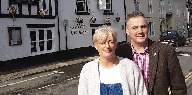 5:15 PM: Four in a Bed | More 4 | 12/3 2025