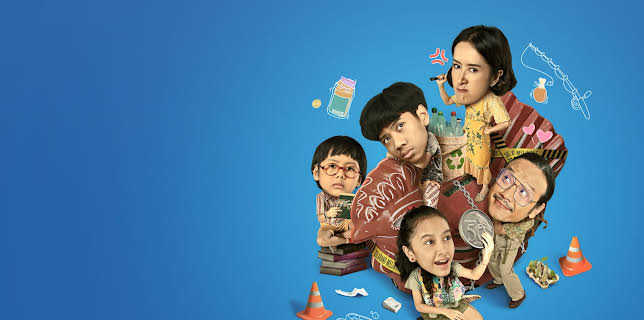 Keluarga Super Irit (2025)