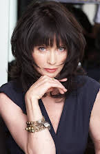 Lysette Anthony como 