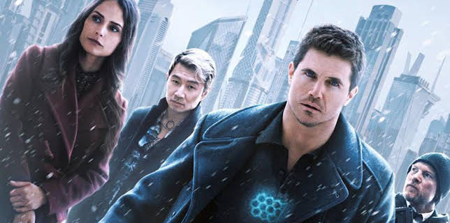 00:40: CINE CUATRO: 'REPLICANTES' | Cuatro | 11/15 2025