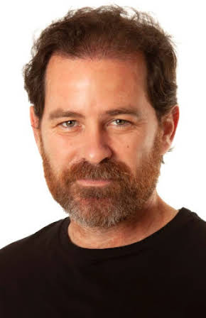 Manuel Menárguez as 