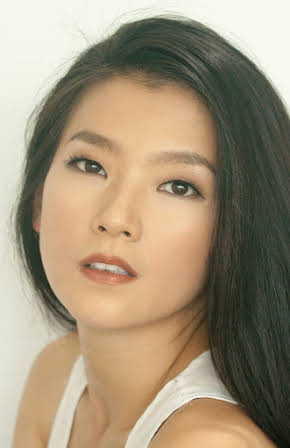 Pamelyn Chee as 