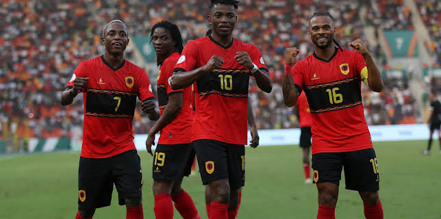 12:25 PM: Live Football: Angola v Zimbabwe | 4 Seven | 12/26 2025