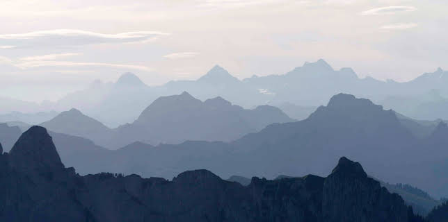 06:00: Unsere wilde Schweiz: Das Vanil Noir | 3SAT | 12/5 2025