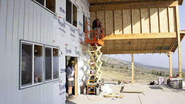 12:00 PM: Building Off The Grid (S7) | Discovery Channel | 8/31 2026
