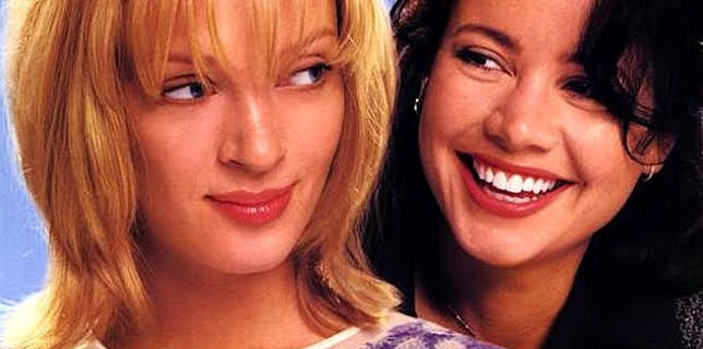 03:50: La verdad sobre perros y gatos (IMDb 6.3) | La Otra | 12/26 2025