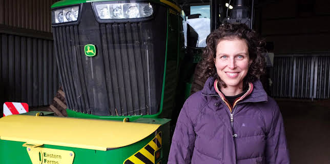 3:15 AM: Tractor World (S1 E3) (S1) | Channel 5 | 12/1 2025