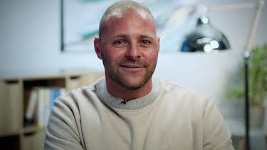 11:00 PM: Inside the Operating Theatre (S2 E8) (S2) | W | 1/11 2026