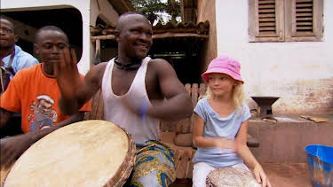 16:05: Fride på skipet: Fride får se hvordan man lager afrikanske trommer | NRK Super | 4/14 2026