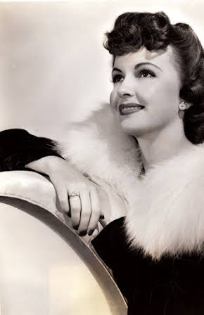 Frances Gifford as Doris