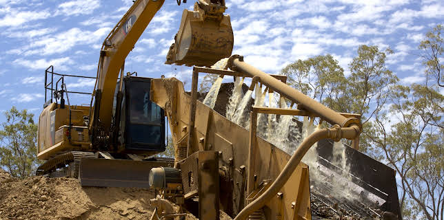 15:30: Gullfeber: Parker i Klondyke (S4 E8) (S4) | Discovery Channel | 3/7 2026