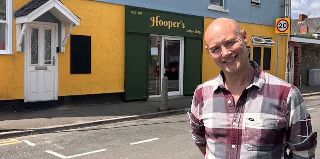 5:00 PM: Four in a Bed | Channel 4 | 2/23 2026