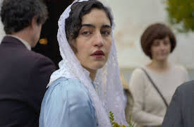 Glória: Mirar a la luna desde abajo