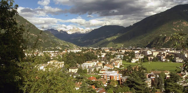 20:15: Auf dem E5 von Bozen nach Trient | HR Fernsehen | 3/6 2026