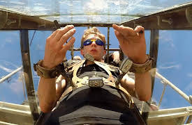 Street Magic: The One With The Cement Torture Chamber