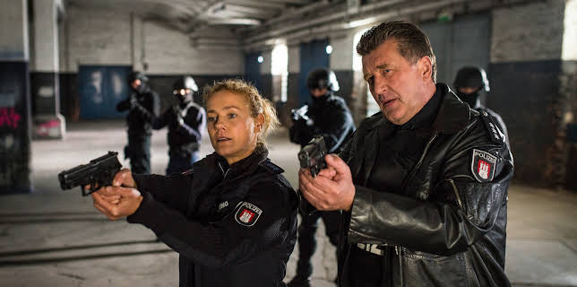 10:25: Notruf Hafenkante | ZDF | 11/8 2025