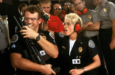 22:00: Polisskolan 5 - uppdrag Miami Beach | Kanal 9 | 10/19 2026