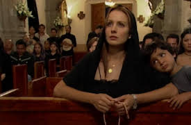 Mariana de la Noche season-1: Mariana de la Noche Capítulo 6