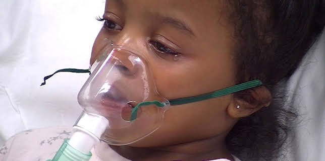 12:10 AM: 24 Hours in A&E | More 4 | 12/11 2025