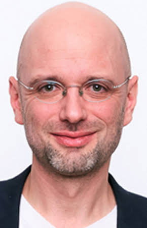 Kilian Riedhof as Director