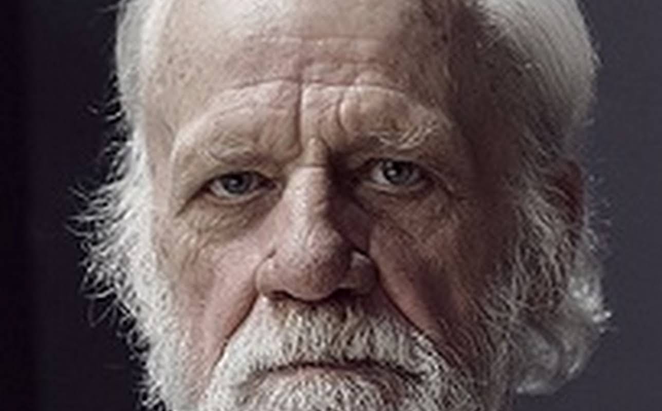 Leon Russom