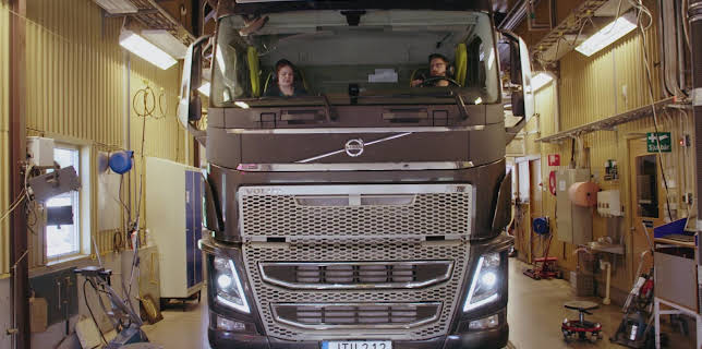 08:45: Bilprovningen (S2 E4) (S2) | TV10 | 2/20 2026