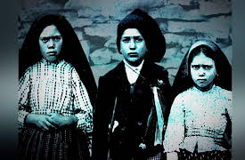 Queen of Heaven: Mary's Battle for Souls: Fatima: The Lady of the Rosary