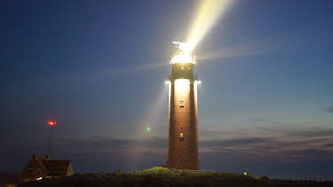 09:36: Killers Of The Cosmos (S1 E2) (S1) | Discovery Science | 3/27 2026