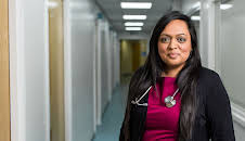 GPs: Behind Closed Doors (S6 E38)