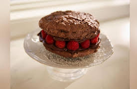 Giada Entertains, Season 1: Spread the Love Party