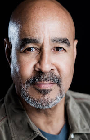 Dennis Neal as Art Maddox