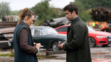 9:00 PM: The Dark (S1 E2) (S1) | ITV4 | 7/13 2026