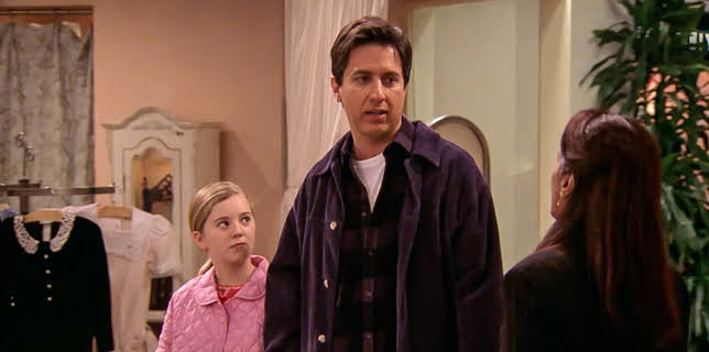 8:40 AM: Everybody Loves Raymond | Channel 4 | 1/9 2026