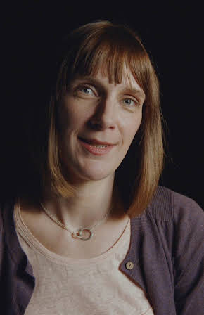 Ruth Fitzmaurice as Herself 
  
  
  (as Ruth O'Neill Fitzmaurice)