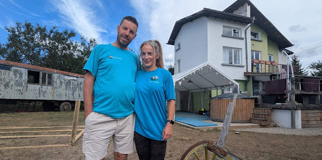 4:00 PM: A New Life in the Sun | Channel 4 | 2/16 2026