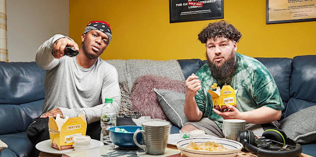 3:00 AM: Celebrity Gogglebox | E4 | 12/23 2025