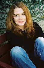 Melanie Mayron som Director