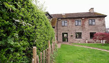 En plats på landet (S31 E25)