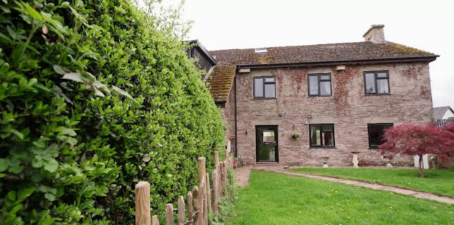 09:15: En plats på landet (S31 E25) (S31) | TV8 | 2/6 2026