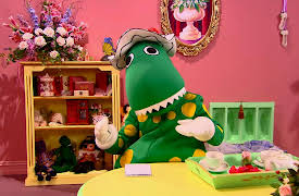 Dorothy the Dinosaur Season 1: Captain Feathersword Brings Some Vegetables