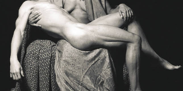 Through a Lens Darkly: Black Photographers and the Emergence of a People (2014)