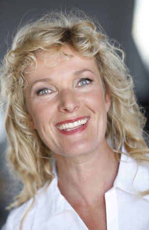 Tammi Øst as 