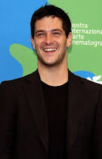 Daniel Percival som Director