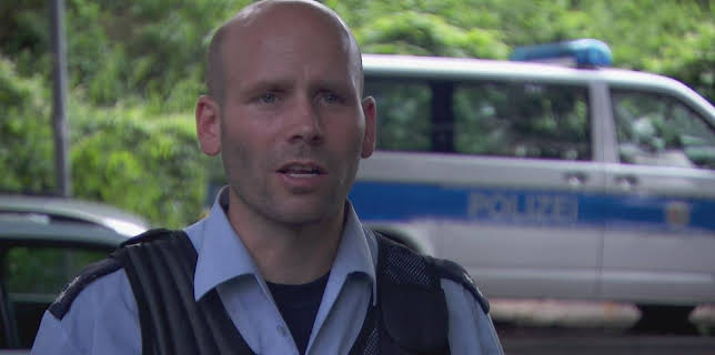 04:50: Auf Streife | Sat1 | 12/15 2025