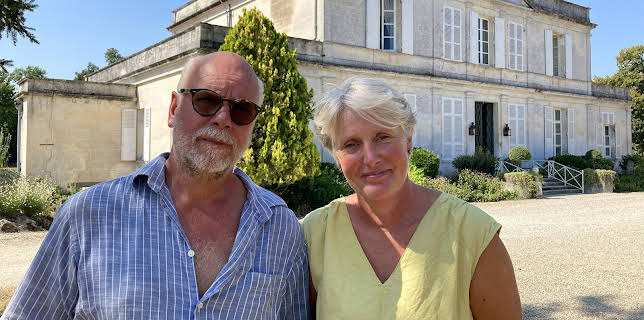 8:55 AM: Chateau DIY | More 4 | 11/11 2025